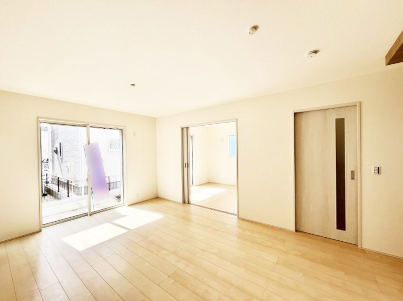 ���̑����ρ@�Ƒ������R�ƏW�܂�e���̃X�y�[�X�ɂȂ肻��