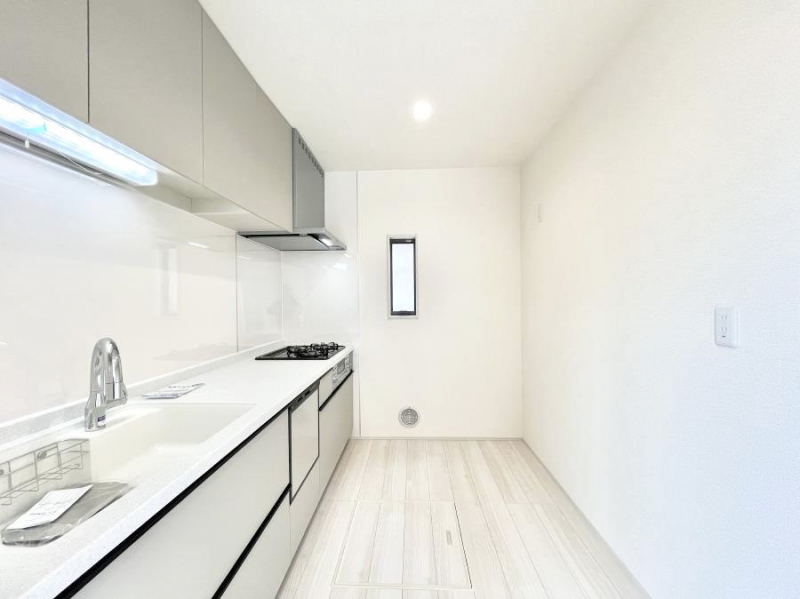 �L�b�`���@��Ƃ肠��L�b�`���ł͂��Ƒ��Ɗy�������������ł��܂��B