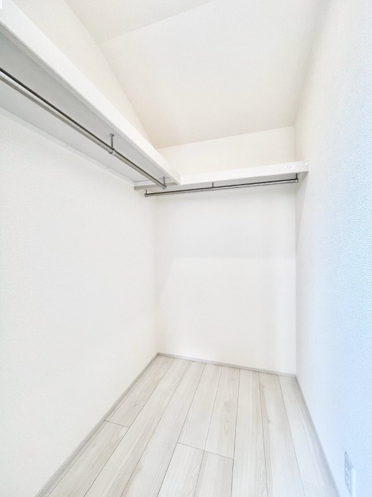 ���̑��@�ߗނ��n���K�[�Ɋ|�����܂܎��[�ł���WIC�B�ߗނ̐������ڂ����₷���ĕ֗��ł��I