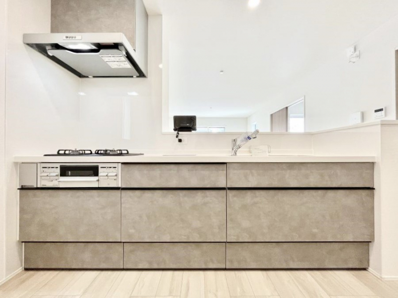 �L�b�`���@�������������I�ɁA�y�����I�V�X�e���L�b�`��  �@