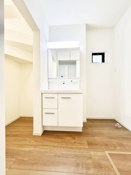 ���ʑ�E���ʏ��@���[�͂Ƌ@�\���ɗD�ꂽ���ʉ��ϑ�