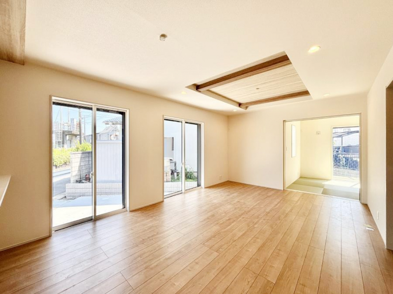 ���̑����ρ@�Ƒ������R�ƏW�܂�e���̃X�y�[�X�ɂȂ肻���@