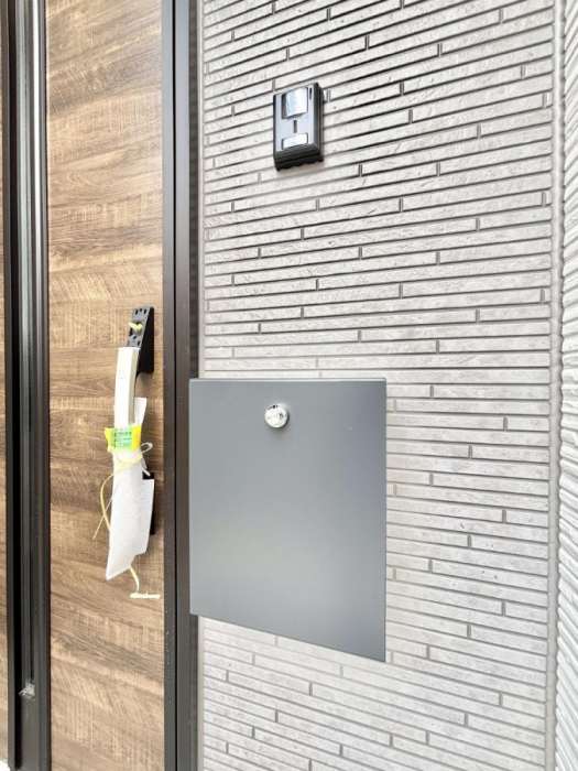 ���̑��@�V���v���f�U�C���̃|�X�g�B