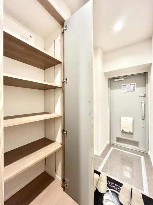 ���̑����ρ@�L�����[�B�|�������G�߂̏��������[���邱�Ƃ��ł��܂��B