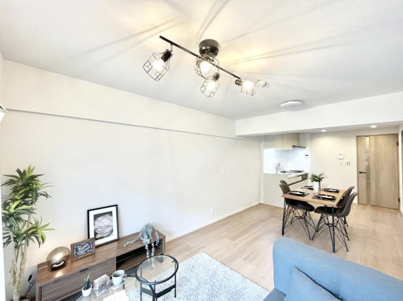 ���̑����ρ@�Ƒ������R�ƏW�܂�e���̃X�y�[�X�ɂȂ肻��