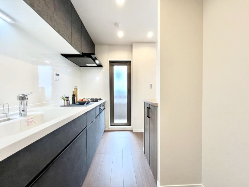 �L�b�`���@��Ƃ肠��L�b�`���X�y�[�X�ł�������H��̌�Еt�����X���[�Y�ɁI