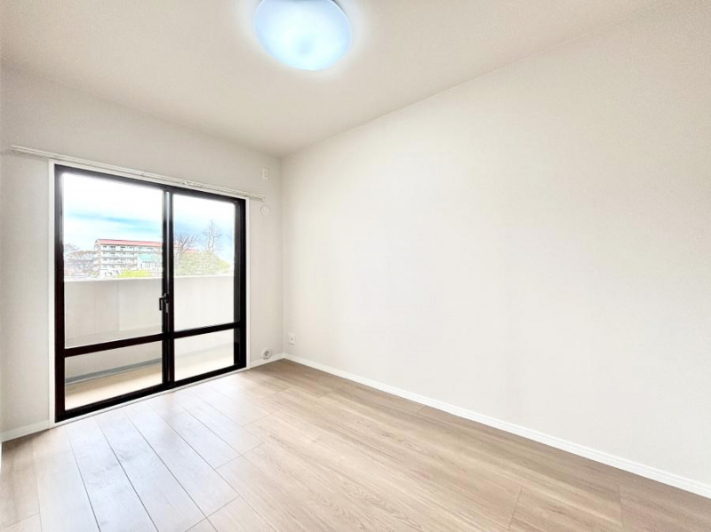 ���̑����ρ@�o���R�j�[���J�������v���X���Ă����m��  