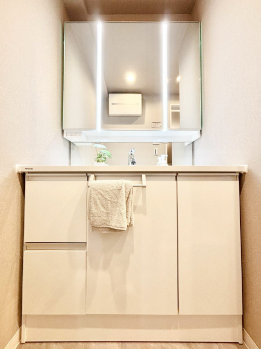 ���ʑ�E���ʏ��@���[�͂Ƌ@�\���ɗD�ꂽ���ʉ��ϑ�   