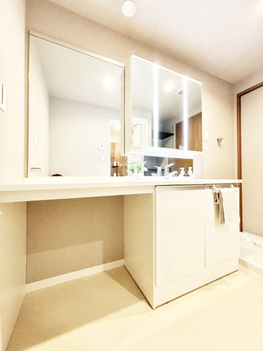 ���ʑ�E���ʏ��@������������ʉ��ώ��Œ��̐g�x�x�����K