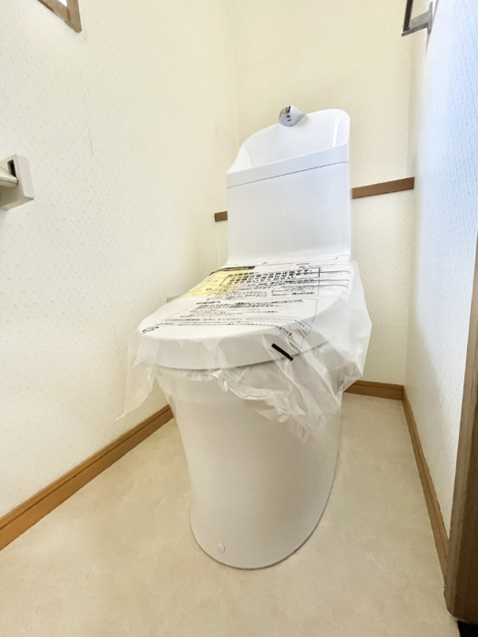 �g�C���@�g�C����1�K��2�K���ꂼ��ɔz�u����Ă��ĂƂĂ��֗��ł��B 