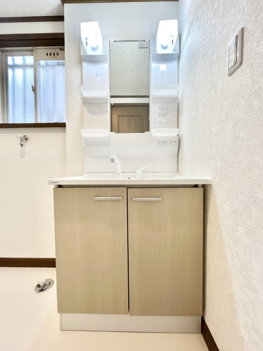 ���ʑ�E���ʏ��@�������̂�����K��Ԃł��B�����̐g�x�x���C�����ǂ����g�������܂��B