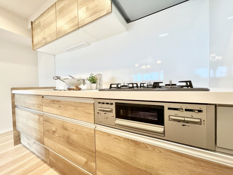 �L�b�`���@�������������I�ɁA�y�����I�V�X�e���L�b�`���@