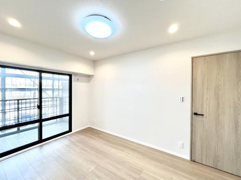 ���̑����ρ@�o���R�j�[���J�������v���X���Ă����m��  