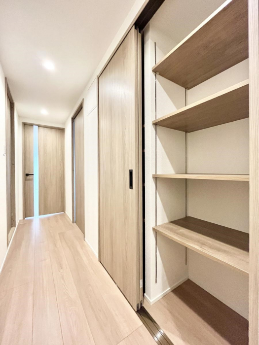 ���̑����ρ@�L�����[�B�|�������G�߂̏��������[���邱�Ƃ��ł��܂��B