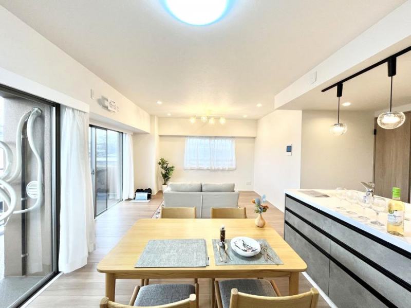 ���̑����ρ@�Ƒ������R�ƏW�܂�e���̃X�y�[�X�ɂȂ肻��  