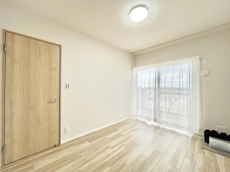 ���̑����ρ@�o���R�j�[���J�������v���X���Ă����m��  