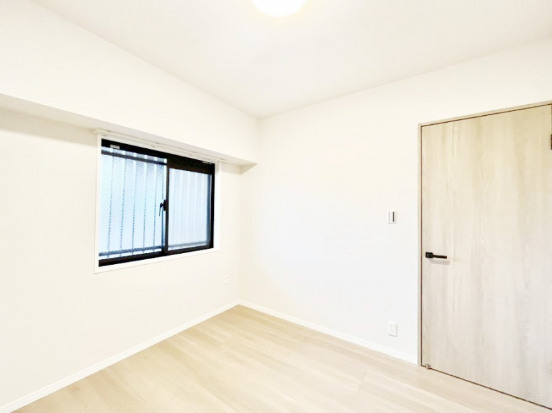 �q�������@-