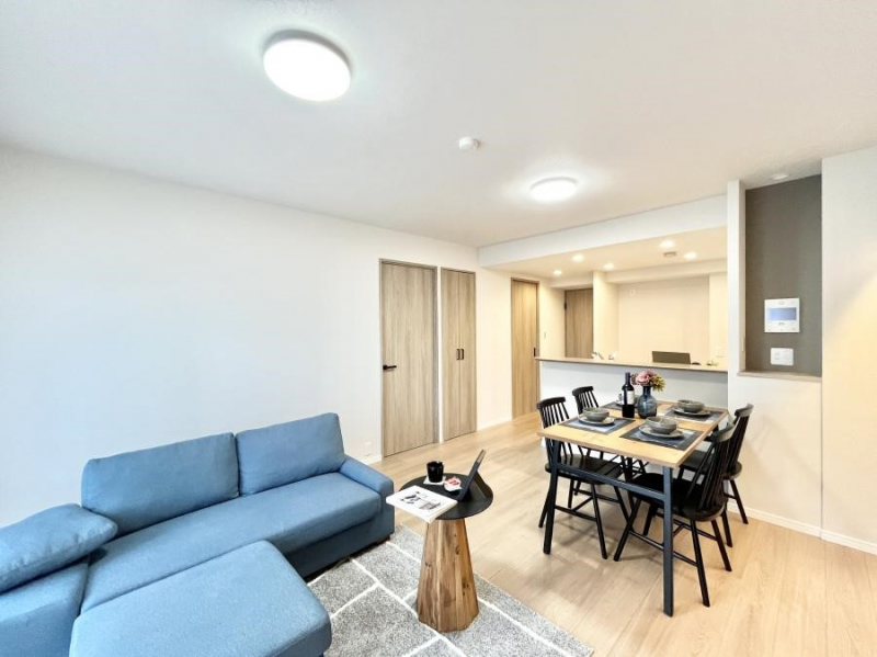 ���r���O�@�������������͋C�̂k�c�j�͉Ƒ��݂�Ȃ̉��K���