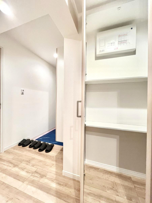 ���̑����ρ@�L�����[�B�|�������G�߂̏��������[���邱�Ƃ��ł��܂��B