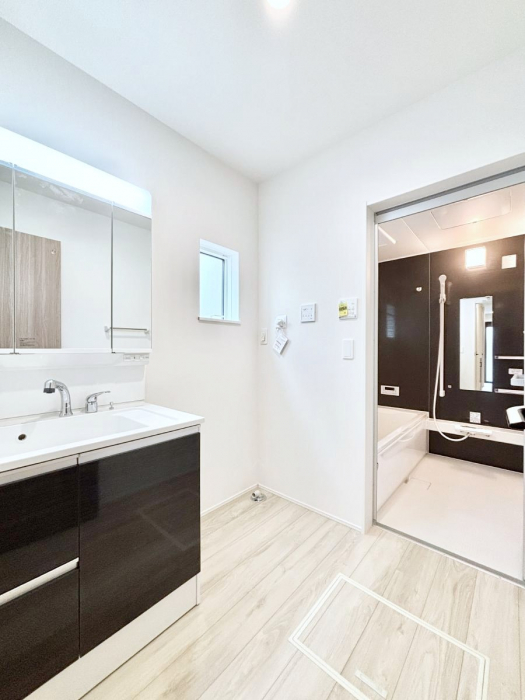 ���̑��@�������̂�����K��Ԃł��B�����̐g�x�x���C�����ǂ����g�������܂��B 