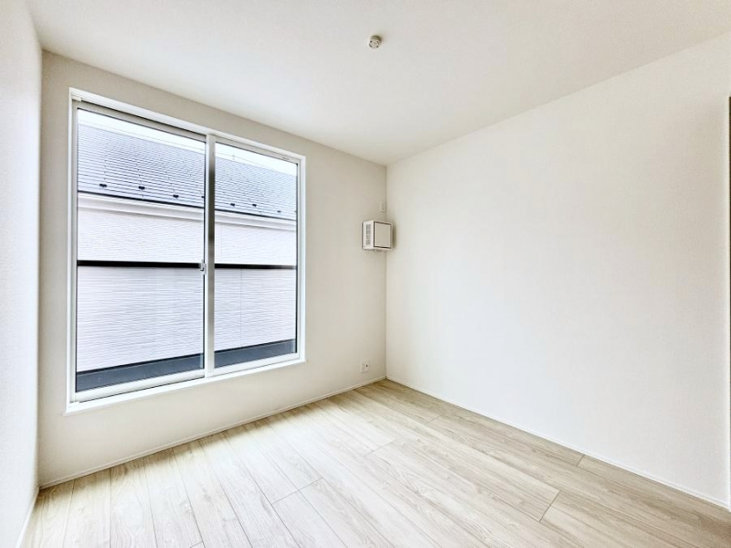 ���̑����ρ@�o���R�j�[���J�������v���X���Ă����m��