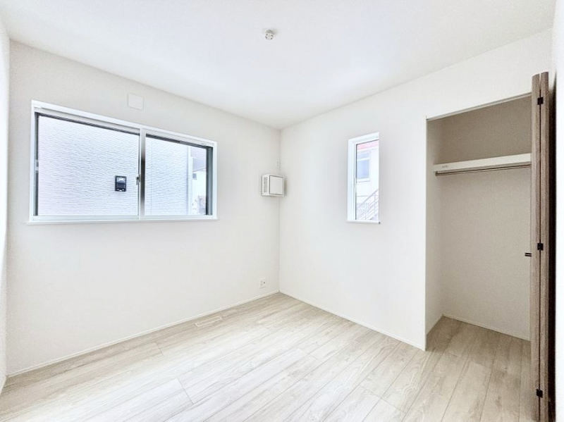 �q�������@�q�������ɂ��������߂Ȏ��[�X�y�[�X�����Ղ�̋���