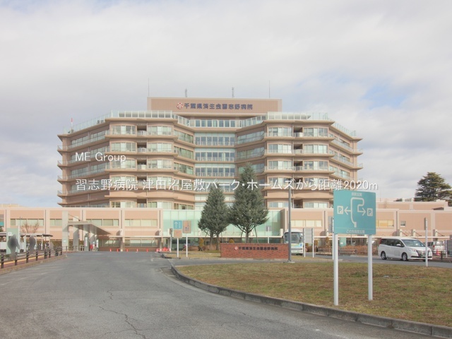 ���ӊ��@-