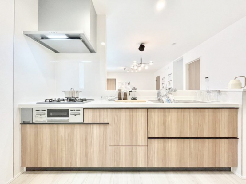 �L�b�`���@�������������I�ɁA�y�����I�V�X�e���L�b�`��  