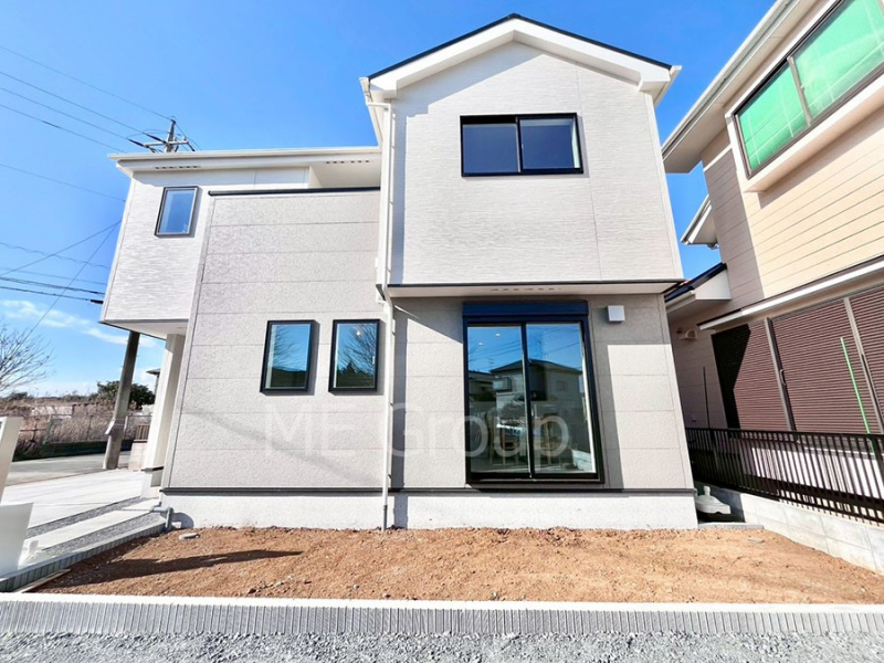 ���n�O�ώʐ^�@�������ꂽ�O�ρA�㎿�ȏZ��Ԃ��L���鎺���͉i�����S���ĉ߂�����Z���ł��B 