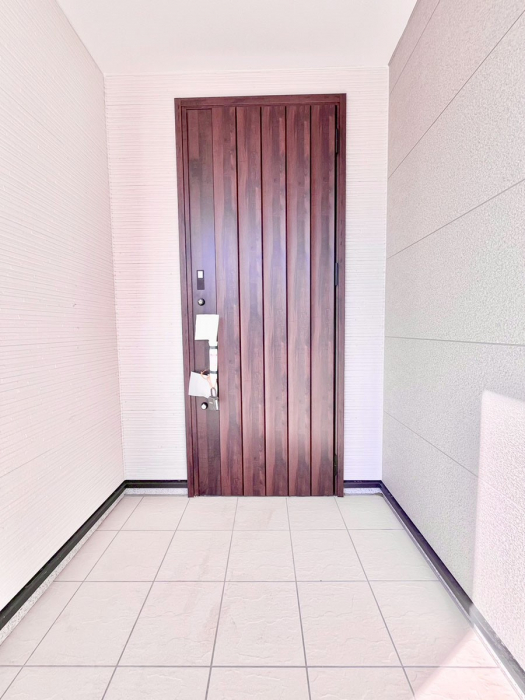 ���ց@��؂ȉƑ��A���q���o�}���錺�ցB