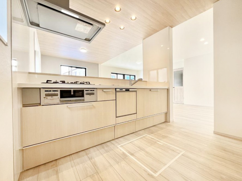 �L�b�`���@�������������I�ɁA�y�����I�V�X�e���L�b�`��  