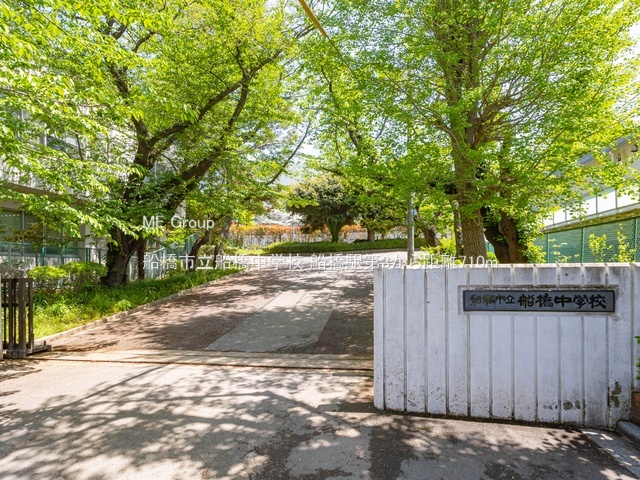 ���ӊ��@���w�Z 710m �D���s���D�����w�Z