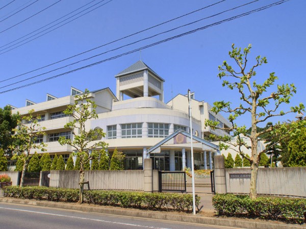 ���ӊ��@���w�Z 1900m �󐼎s�����ђ��w�Z