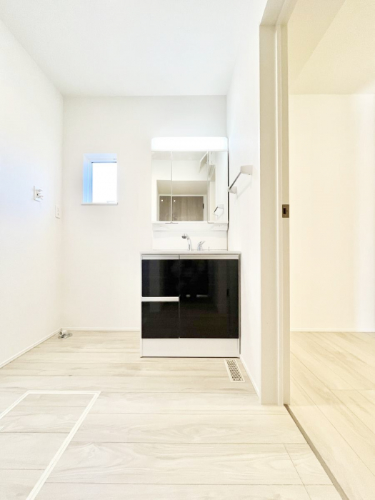 ���ʑ�E���ʏ��@���[�͂Ƌ@�\���ɗD�ꂽ���ʉ��ϑ�