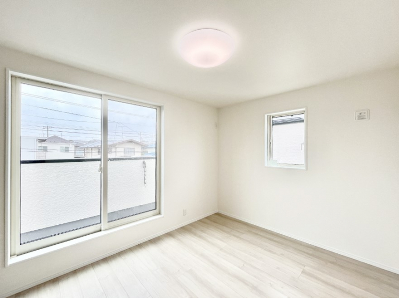 ���̑����ρ@���邢�o���R�j�[�T�C�h�ɗm����ݒu�B�ڊo�߂̗ǂ��Q���ɁB 