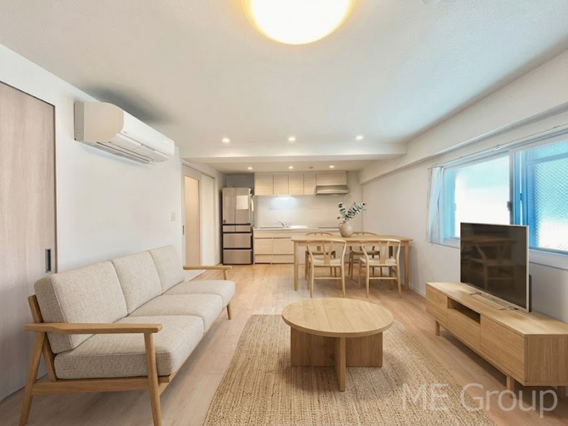 ���r���O�@�������������͋C�̂k�c�j�͉Ƒ��݂�Ȃ̉��K��ԁ@���Ƌ��CG�ł�