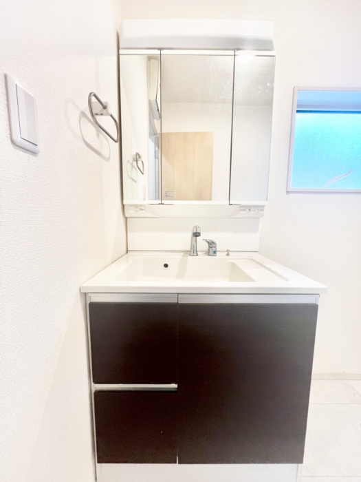 ���ʑ�E���ʏ��@���[�͂Ƌ@�\���ɗD�ꂽ���ʉ��ϑ�