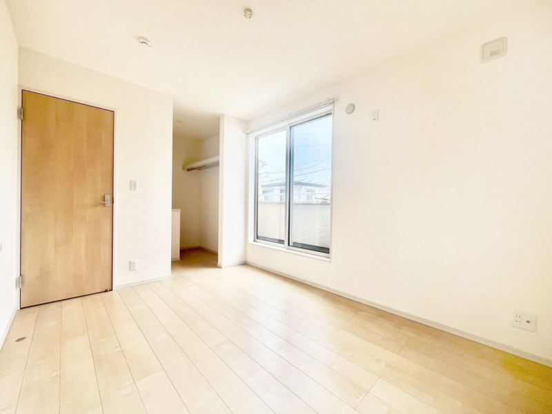 ���̑����ρ@�o���R�j�[���J�������v���X���Ă����m��