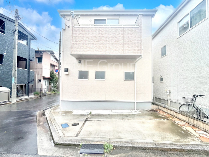 �@�����Ɍ������Ȃ����ԃX�y�[�X�B