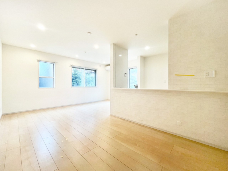 ���r���O�@�Ƒ��c���̎��Ԃ����������Ȃ��났�̃��r���O�_�C�j���O�B   