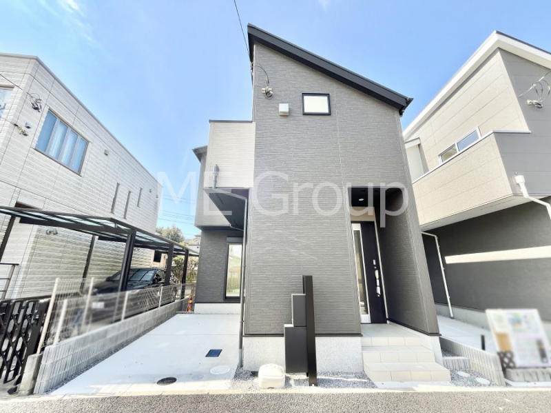 ���n�O�ώʐ^�@�������ꂽ�O�ρA�㎿�ȏZ��Ԃ��L���鎺���͉i�����S���ĉ߂�����Z���ł��B