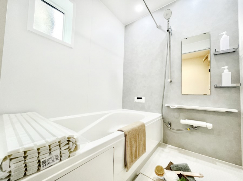 �����@����̔�������Ă���閾�邢�������̂���o�X���[��