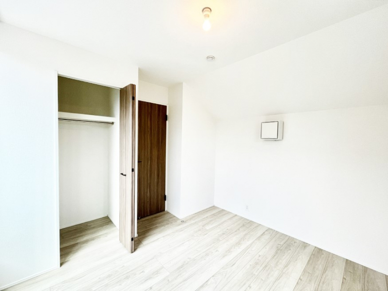 �q�������@�q�������ɂ��������߂Ȏ��[�X�y�[�X�����Ղ�̋���