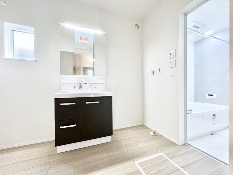 ���̑��@��Ƃ�̐��ʃX�y�[�X�Œ��̐g�x�x�����N���N  