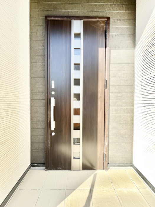 ���ց@�Z�܂��̊�����o����A���փh�A�B 