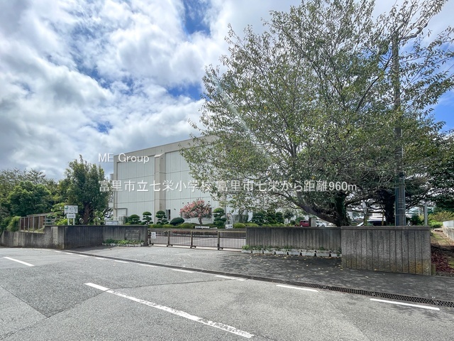 ���ӊ��@���w�Z 960m �x���s�����h���w�Z