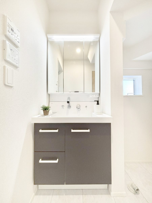 ���ʑ�E���ʏ��@���[�͂Ƌ@�\���ɗD�ꂽ���ʉ��ϑ�