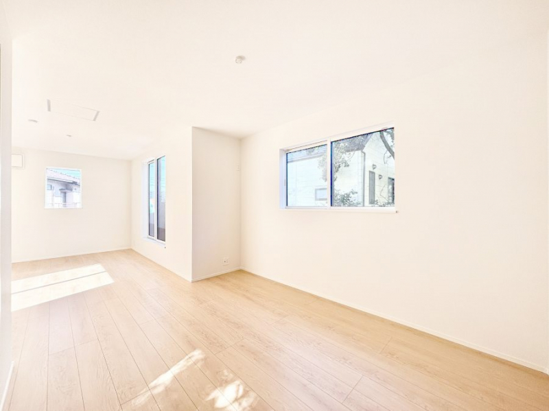 ���̑����ρ@�o���R�j�[���J�������v���X���Ă����m��