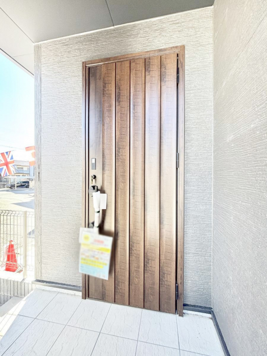 ���ց@��؂ȉƑ��A���q���o�}���錺�ցB