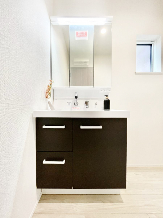 ���ʑ�E���ʏ��@���[�͂Ƌ@�\���ɗD�ꂽ���ʉ��ϑ�